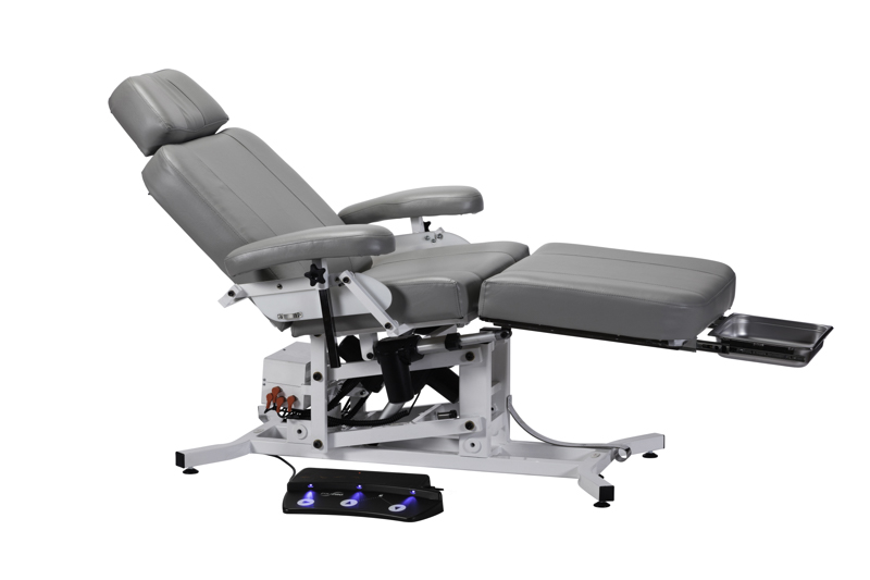 ÉQUIPRO® 26" ULTRA-COMFORT PODIATRIC ELECTRIC CHAIR